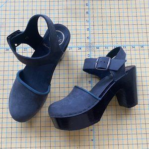 No. 6 Platform Jackie Clogs